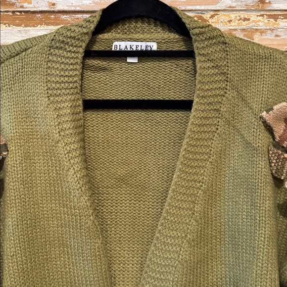 Blakeley camo bow cardigan - Picture 2 of 5